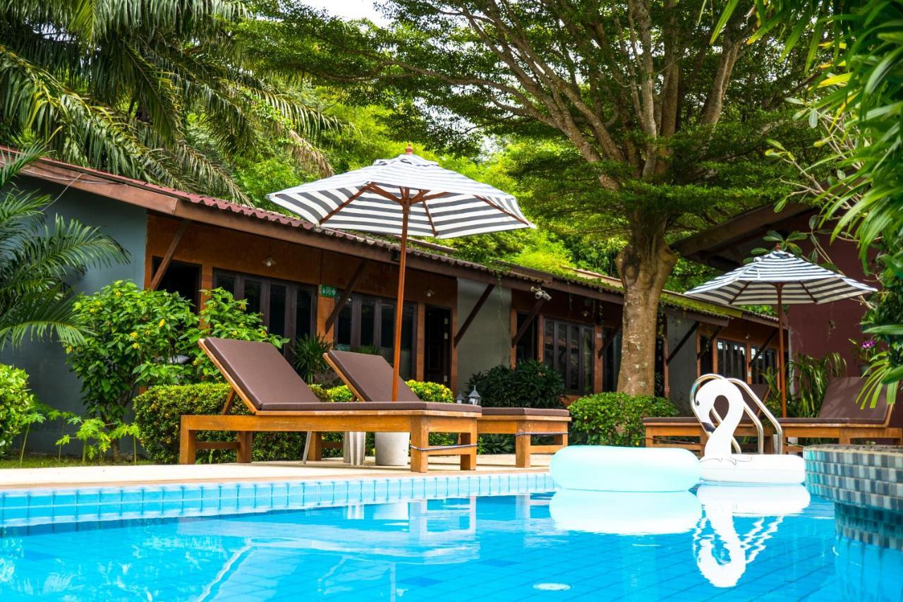 Phuket Siam Villas Chalong Eksteriør bilde