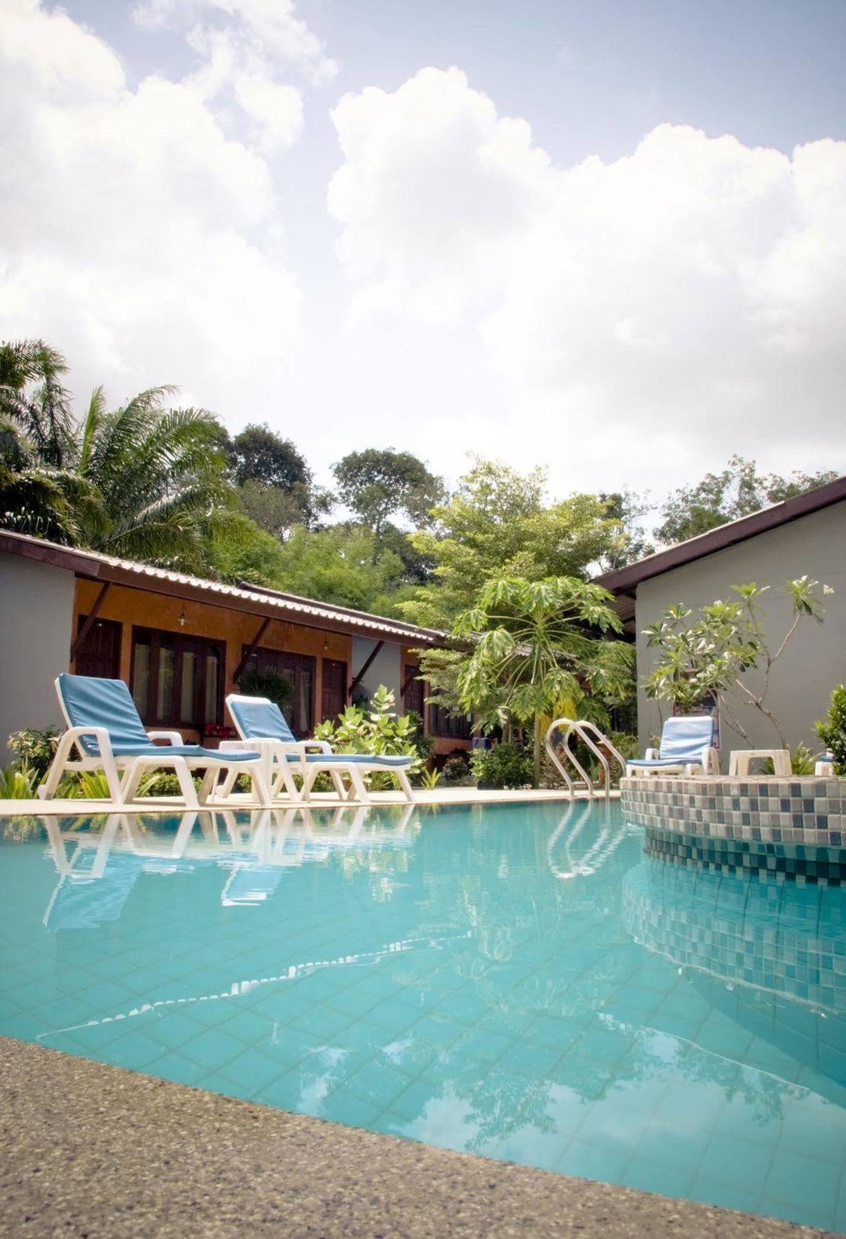 Phuket Siam Villas Chalong Eksteriør bilde